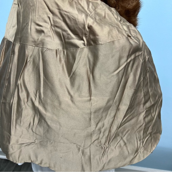 Lovely Vintage Cain-Sloan Co. Nashville Fur Stole - Picture 10 of 13